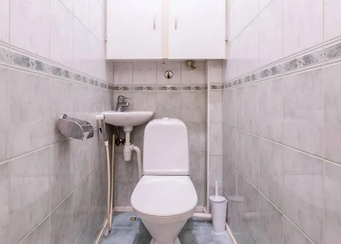 Bright In Centre Tallin